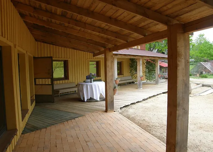 Nakatu Turismitalu Karula